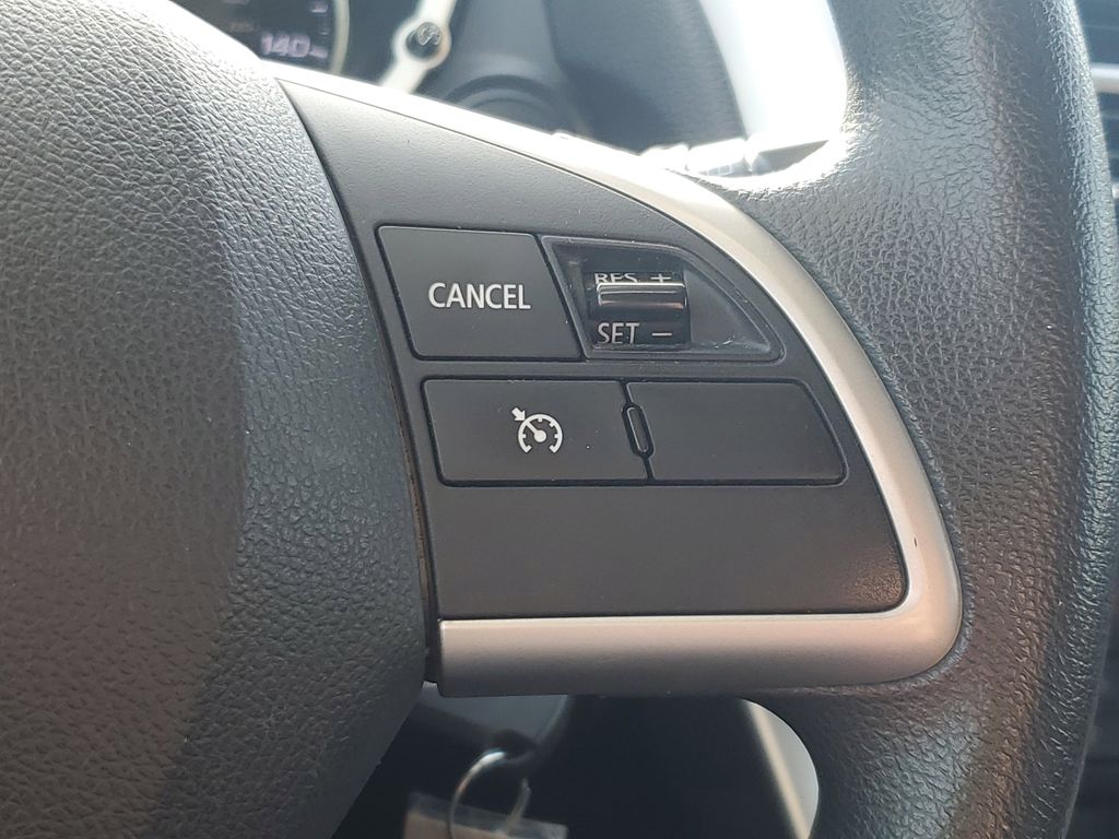 2020 Mitsubishi Eclipse Cross ES photo 10