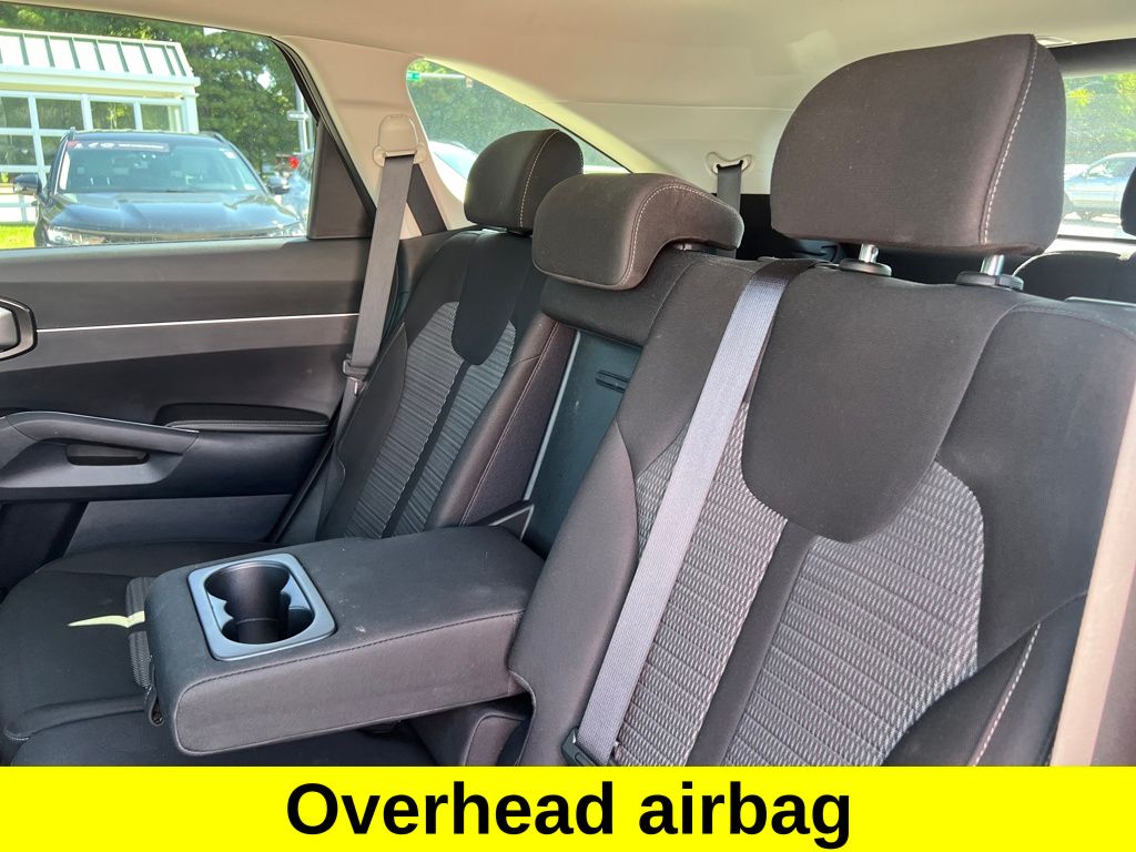 2023 Kia Sorento LX photo 24