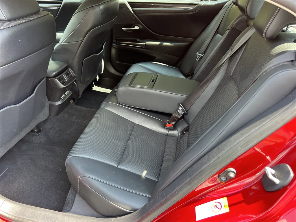 2019 Lexus ES 350 photo 14