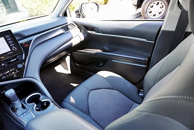 2023 Toyota Camry LE photo 20