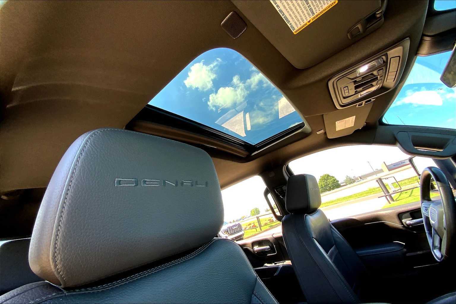 2023 Gmc Sierra HD Denali photo 13