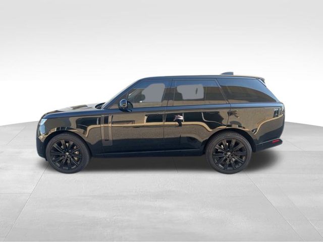 2023 Land Rover Range Rover SE photo 5