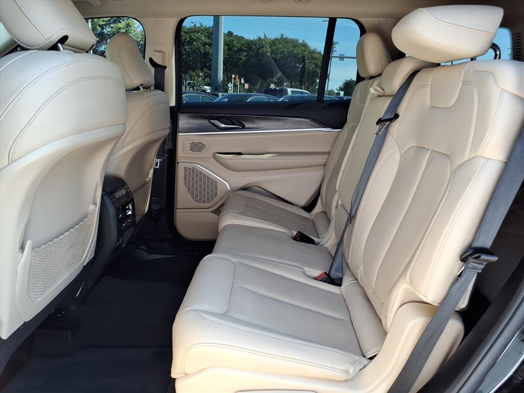 2021 Jeep Grand Cherokee Limited photo 25