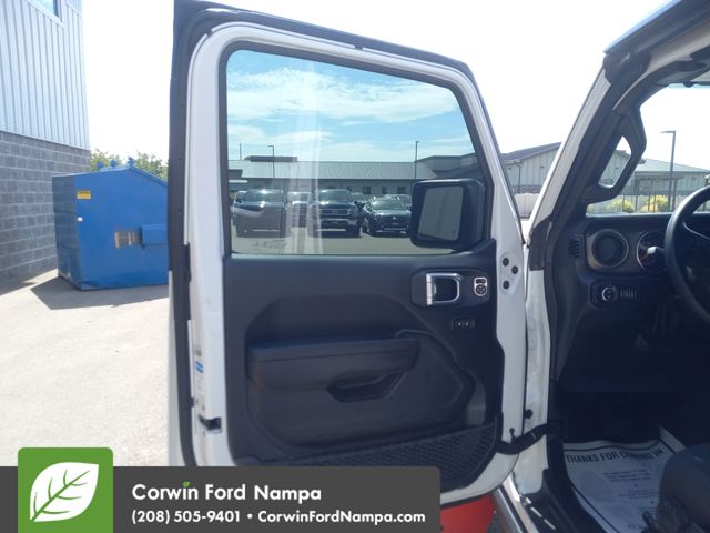 2022 Jeep Gladiator Willys photo 10