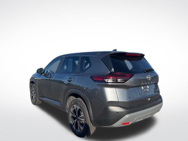 2023 Nissan Rogue SV photo 3