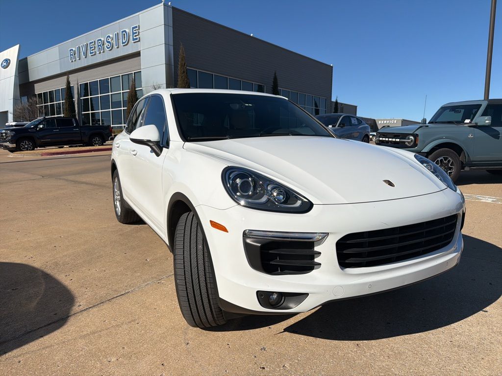 2016 Porsche Cayenne Base