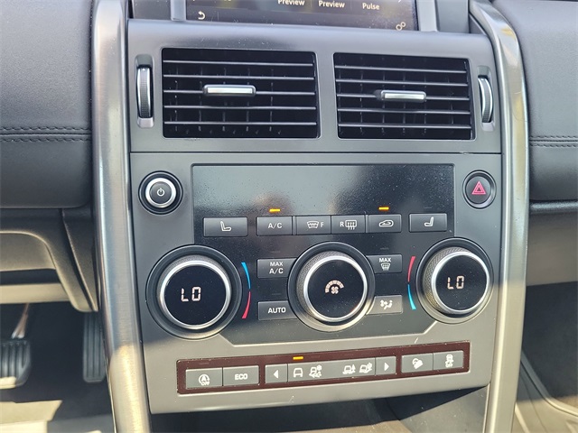 2019 Land Rover Discovery Sport HSE photo 28