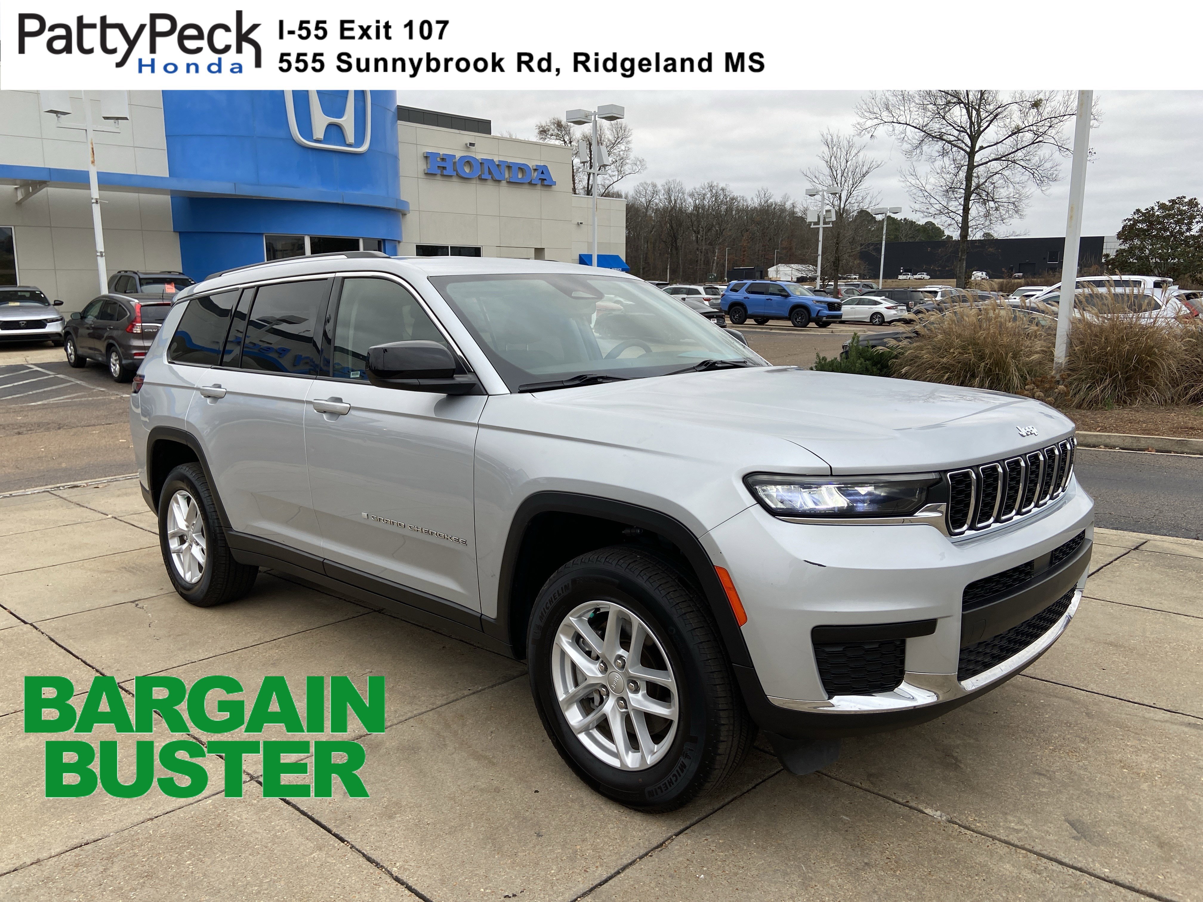 2023 Jeep Grand Cherokee L Laredo's photo