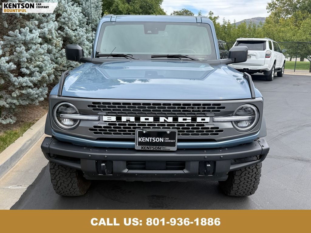 2024 Ford Bronco Badlands photo 2