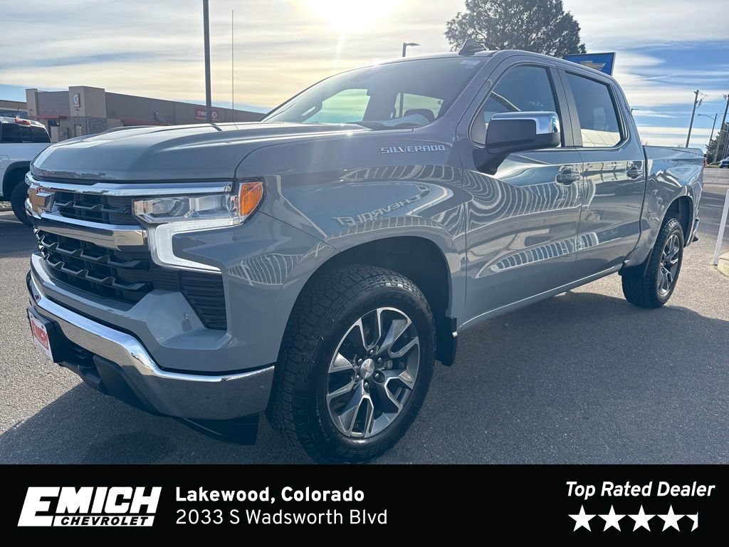 2024 Chevrolet Silverado 1500 LT's photo