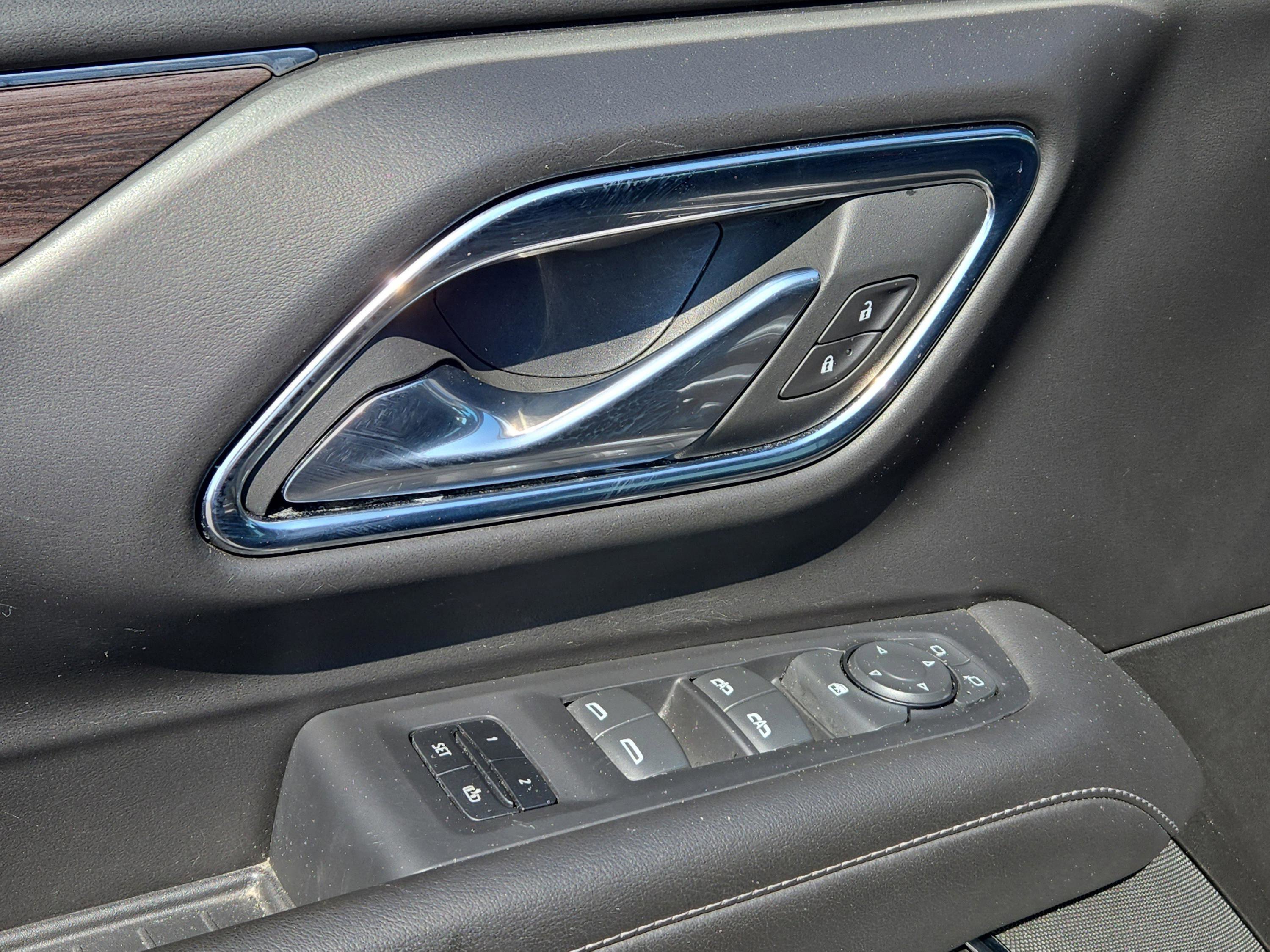 2023 Chevrolet Tahoe LT photo 14