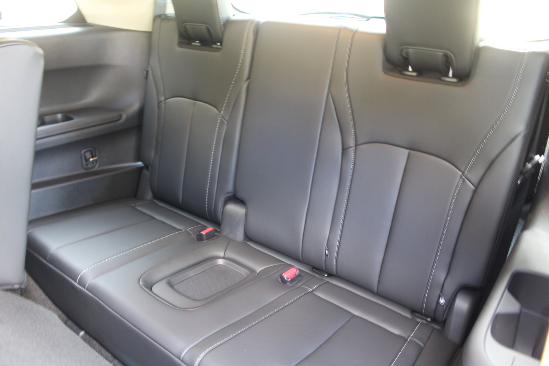 2026 Infiniti QX60 Luxe photo 14