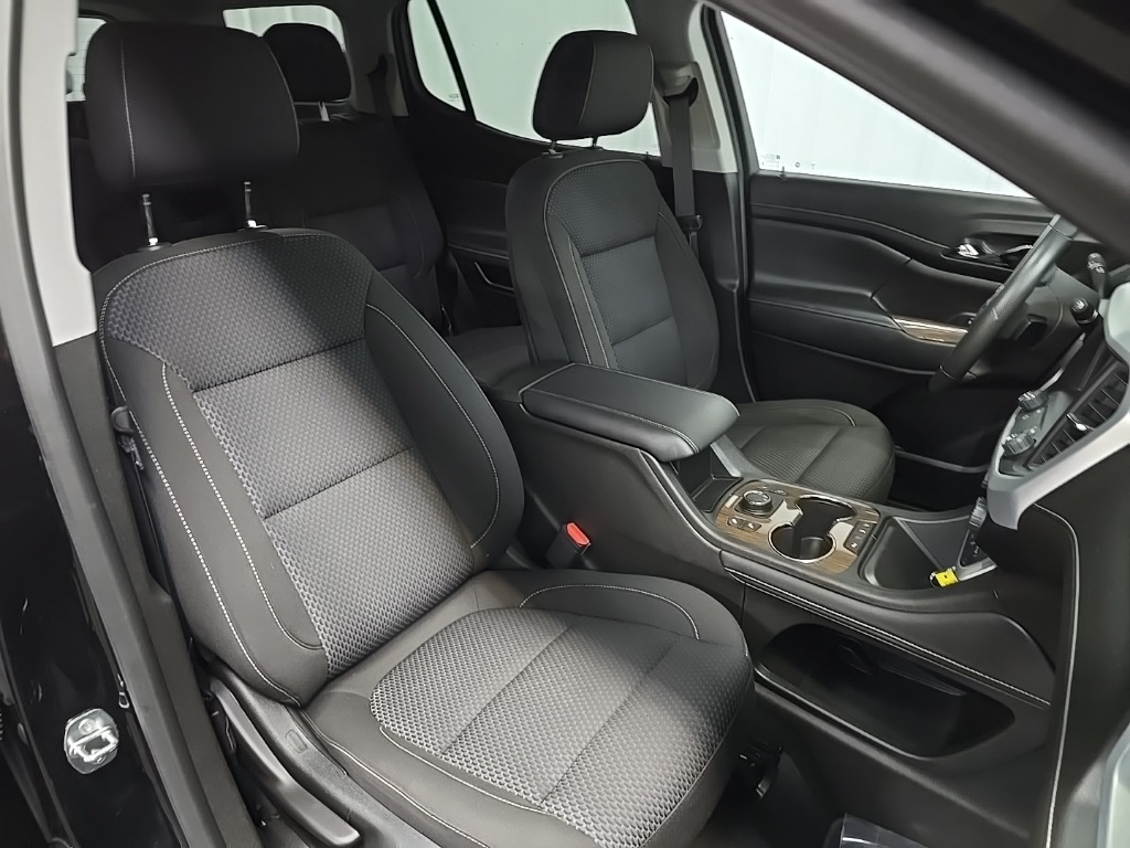 2023 Gmc Acadia SLE photo 13