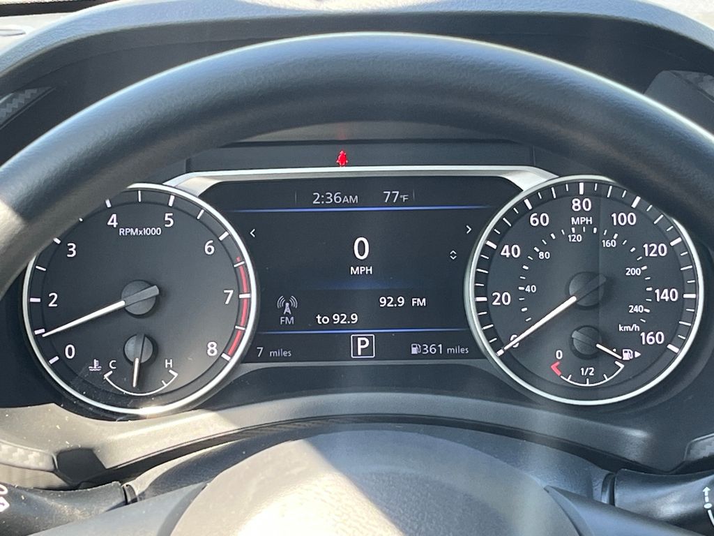 2025 Nissan Sentra SV photo 20