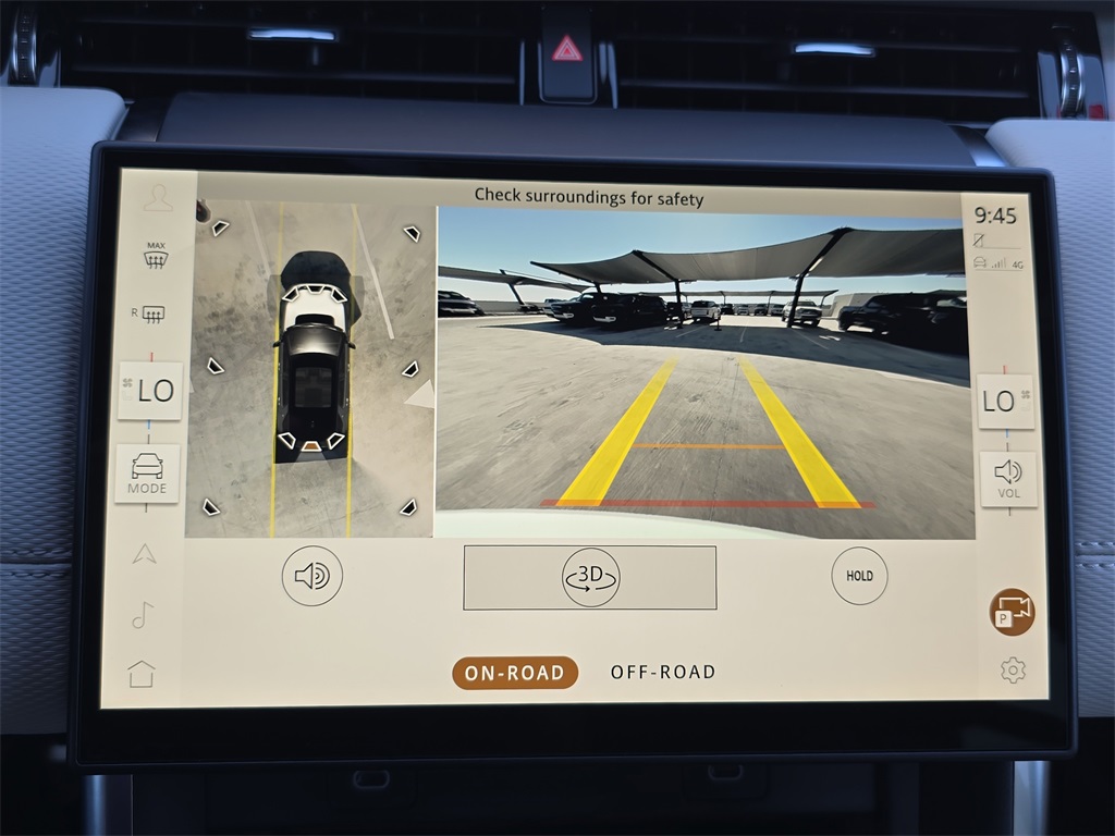 2025 Land Rover Discovery Sport SE photo 22