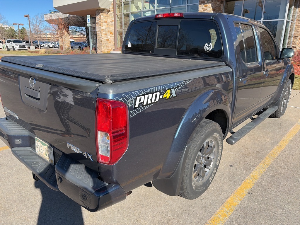 2014 Nissan Frontier PRO-4X photo 3