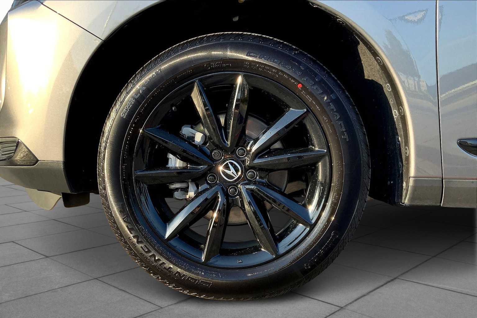 2025 Acura RDX photo 9