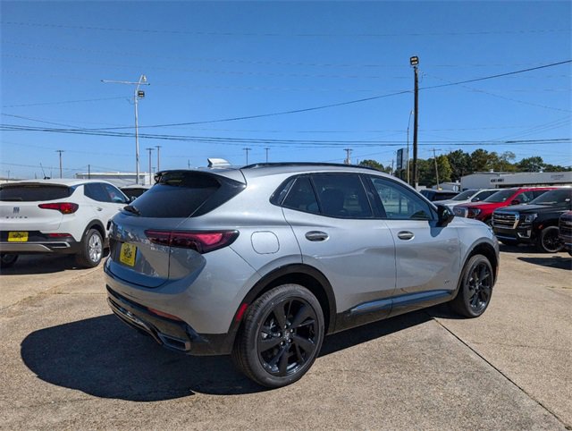 2024 Buick Envision Sport Touring photo 4