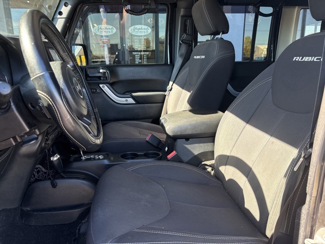 2016 Jeep Wrangler Unlimited Rubicon photo 4