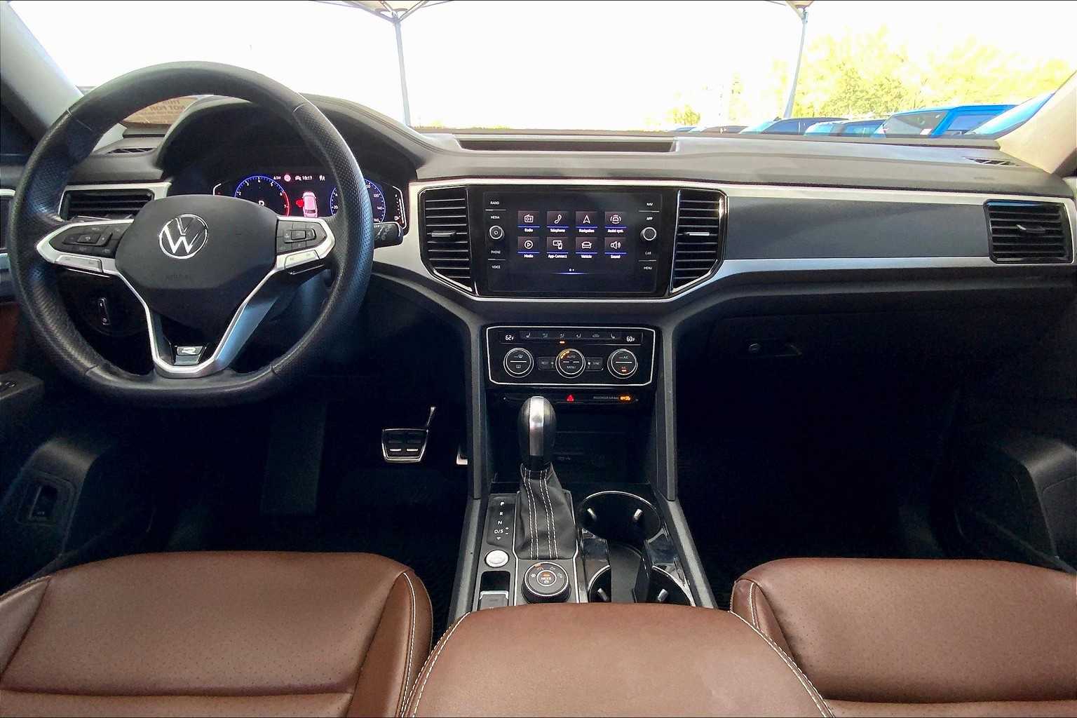 2021 Volkswagen Atlas V6 SEL R-Line photo 12