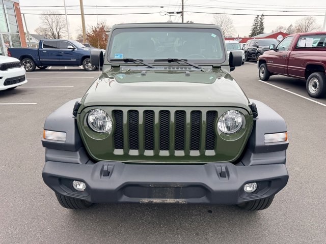 2022 Jeep Wrangler Unlimited Sport S photo 2