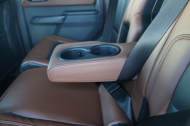 2024 Ford Bronco Outer Banks photo 19