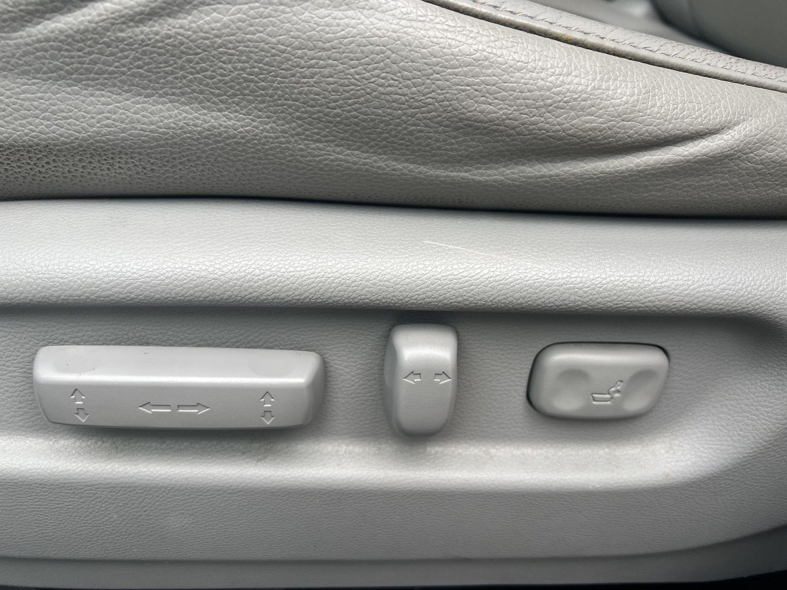 2018 Honda Ridgeline RTL-T photo 10