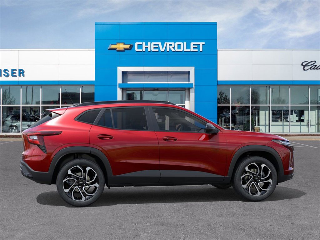 2026 Chevrolet Trax photo 2