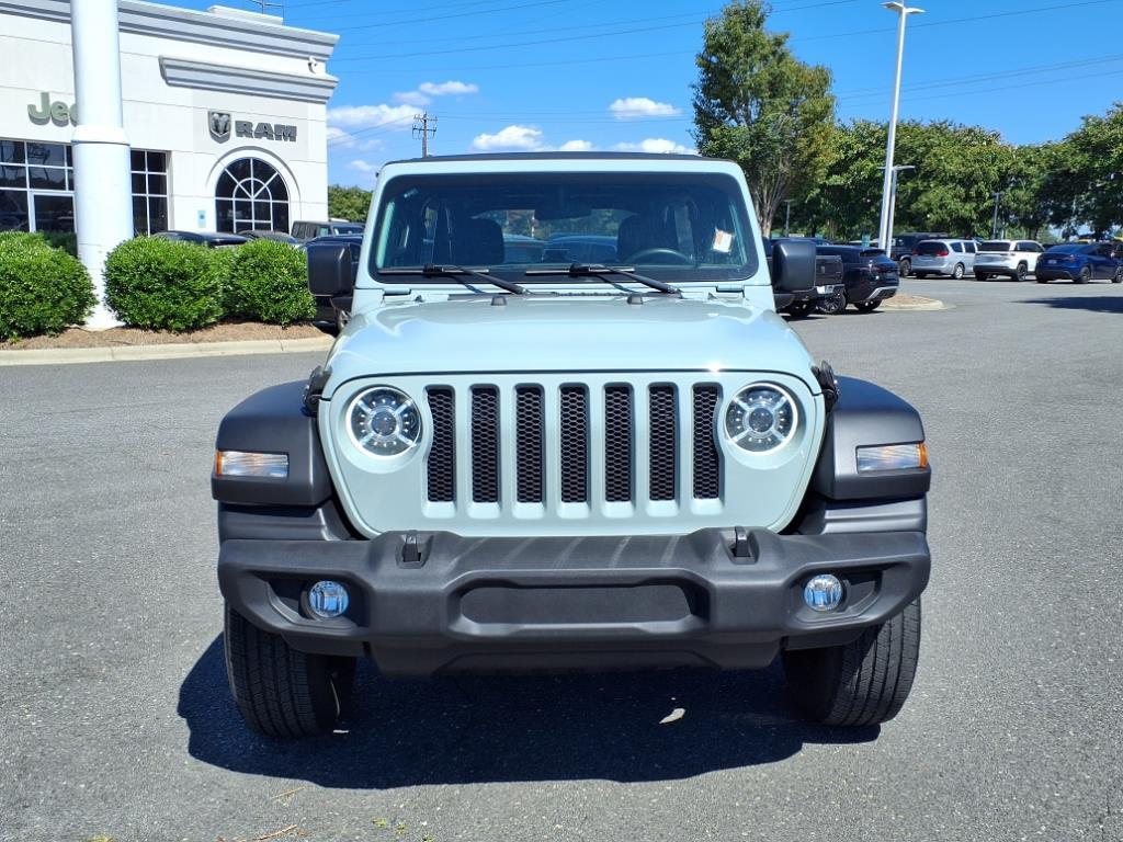 2023 Jeep Wrangler Sport photo 2