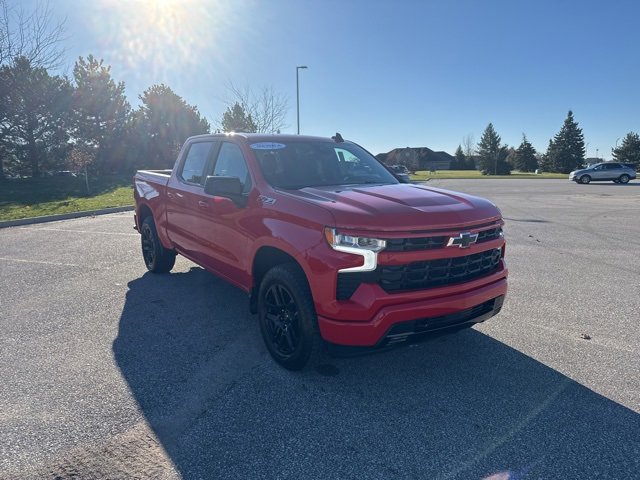 2022 Chevrolet Silverado 1500 RST photo 3