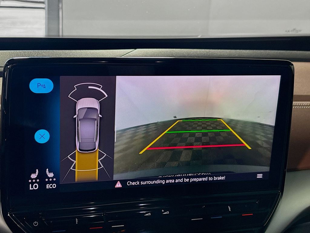 2021 Volkswagen ID.4 Pro S photo 17