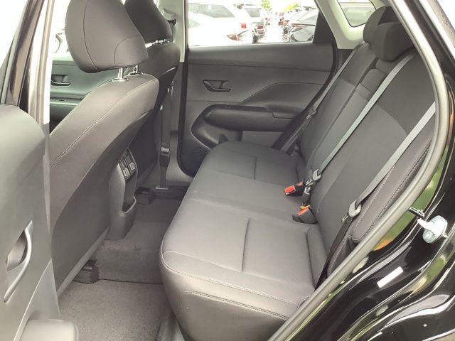 2026 Hyundai Kona SEL photo 2