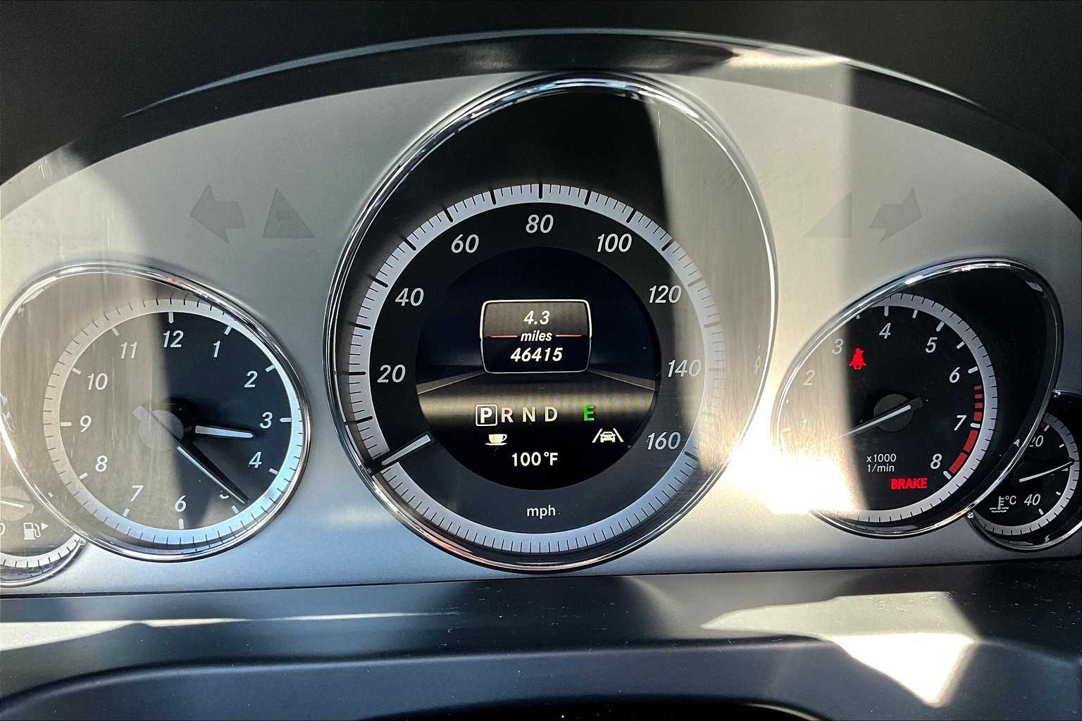 2013 Mercedes Benz E 550 photo 24