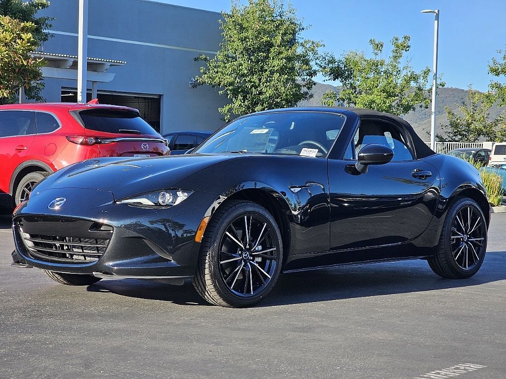 2025 Mazda MX-5 Miata Miata Grand Touring photo 4