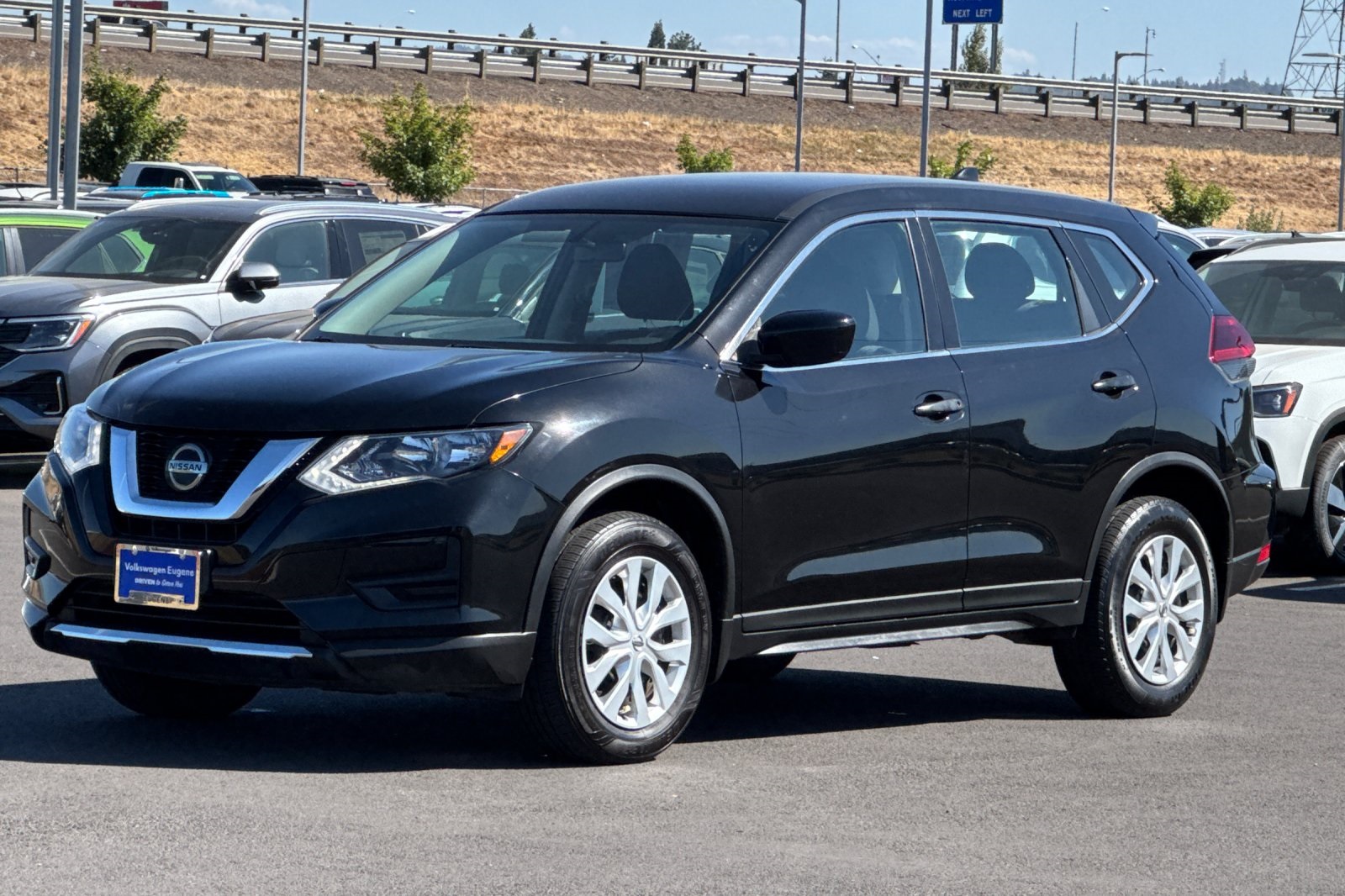 2018 Nissan Rogue S photo 5