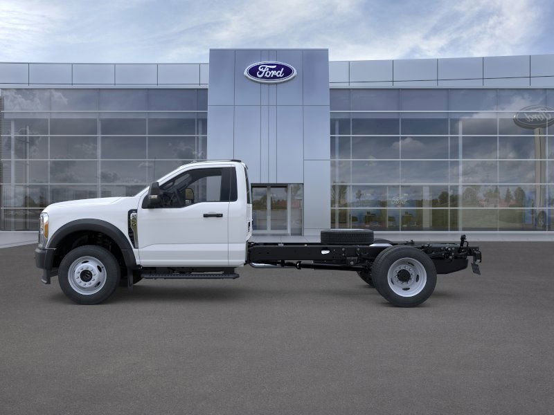 2025 Ford F-450 XL photo 3