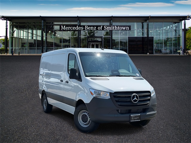 2025 Mercedes-Benz Sprinter Cargo Van Base's photo