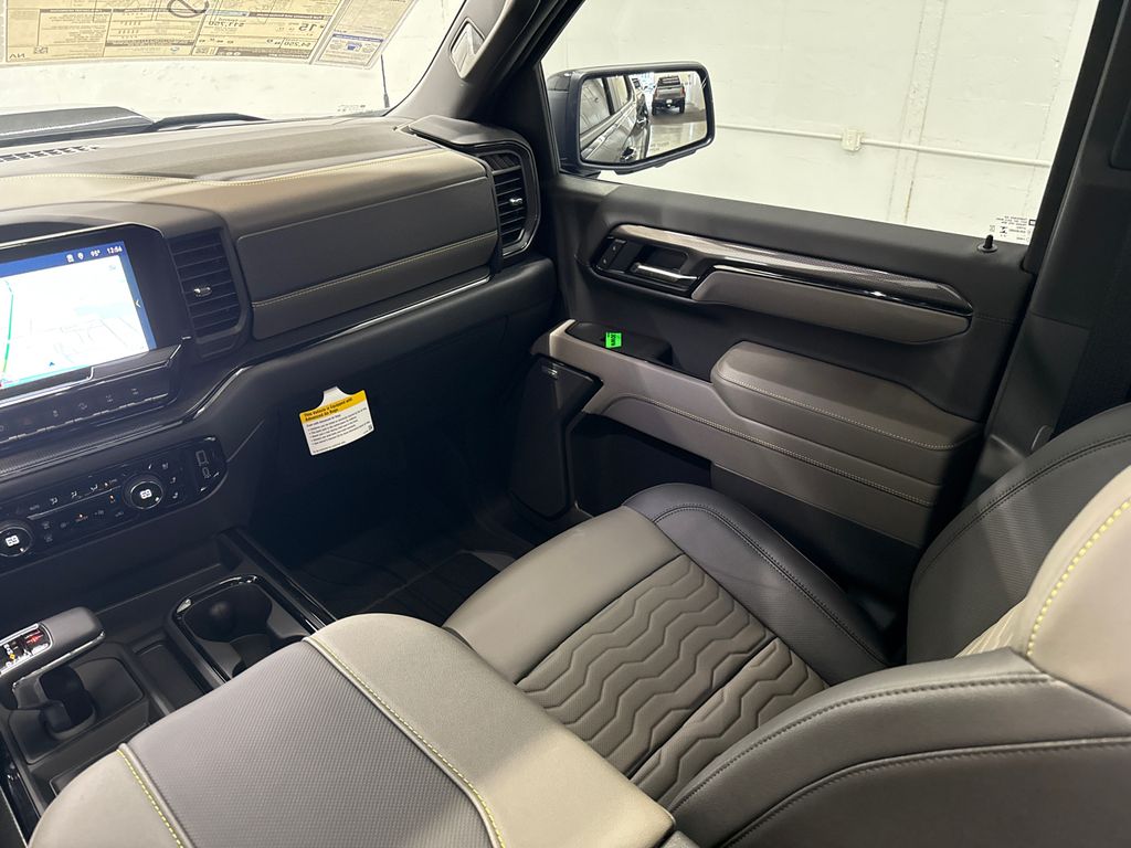 2025 Chevrolet Silverado 1500 ZR2 photo 24