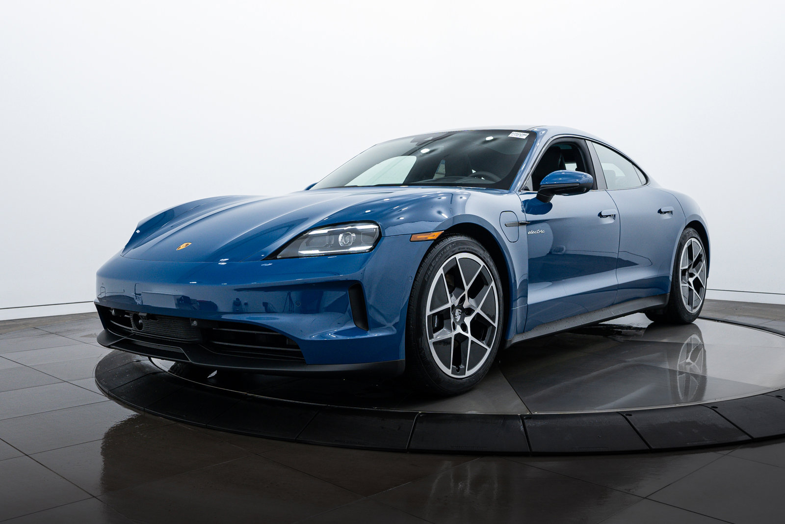 2025 Porsche Taycan