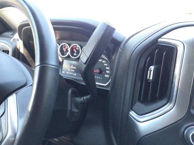 2022 Chevrolet Silverado 1500 LT photo 14