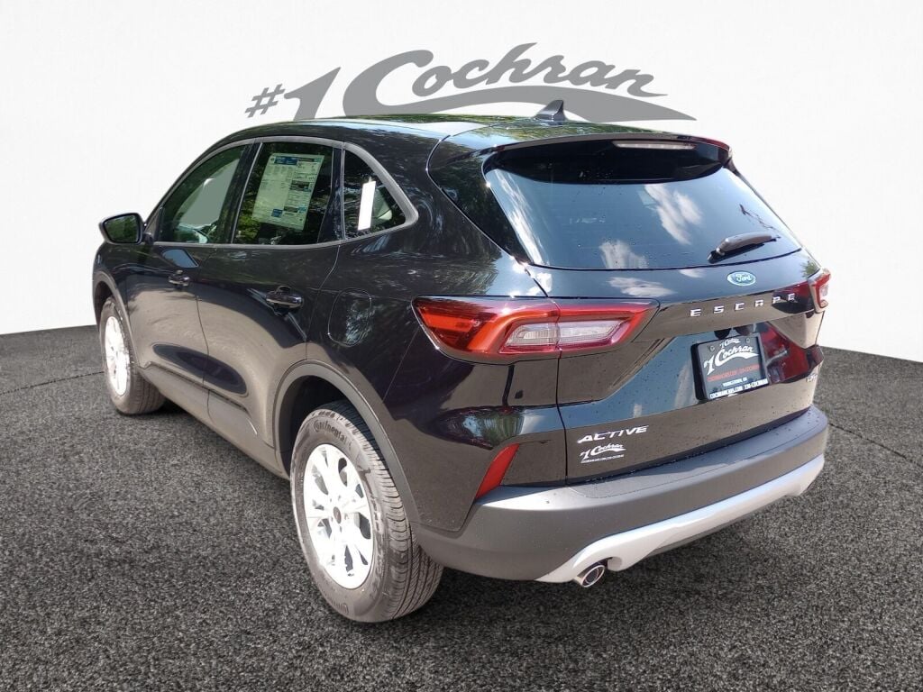 2025 Ford Escape Active photo 3