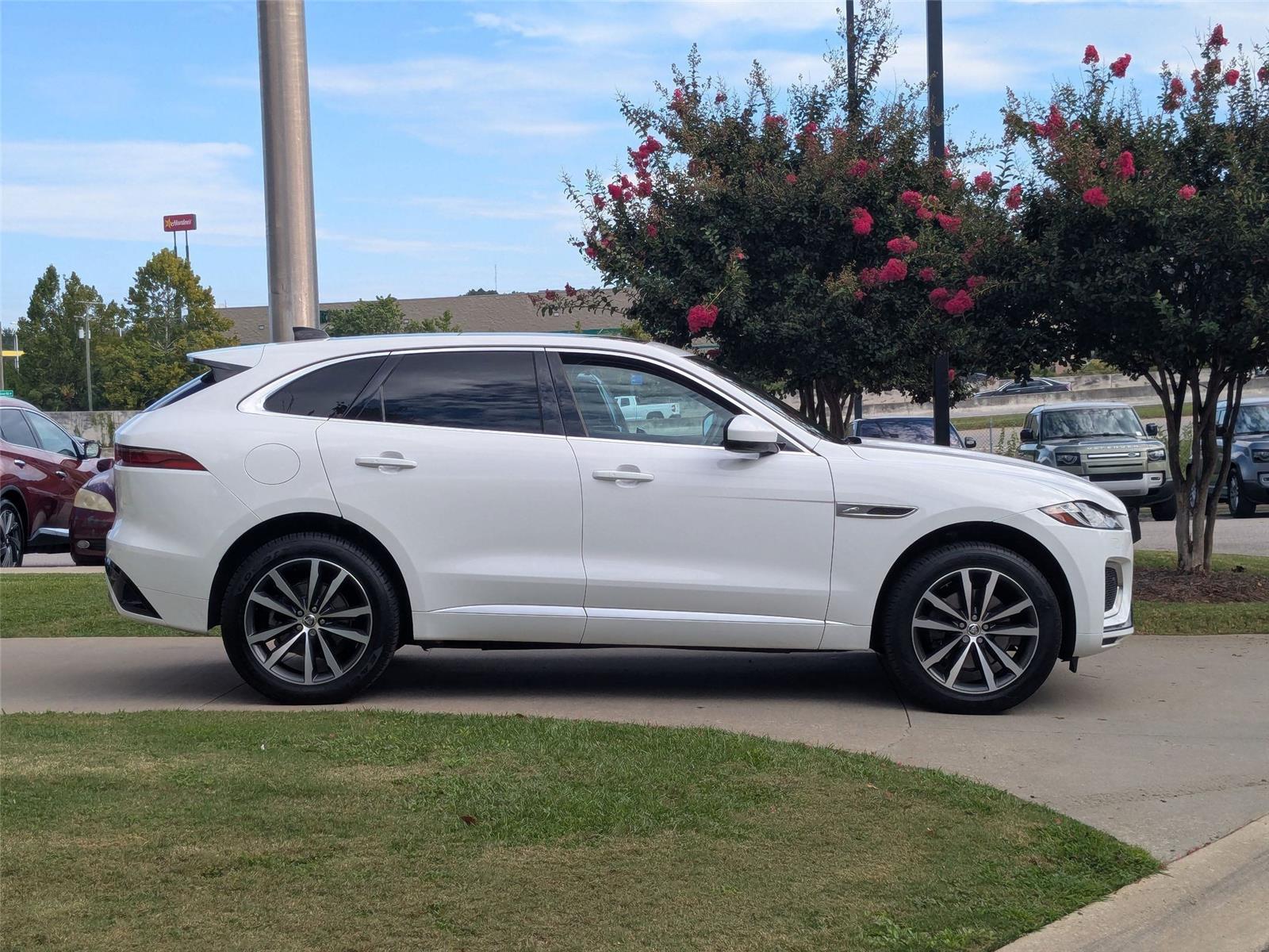 2024 Jaguar F-PACE P250 R-Dynamic S photo 4
