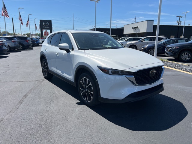 2023 Mazda CX-5 S Premium package