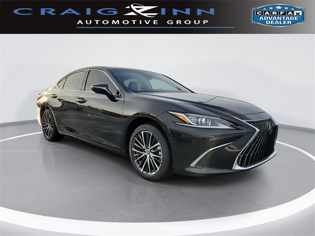 2025 Lexus ES Hybrid 300h's photo