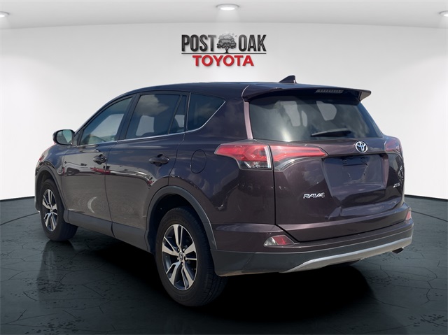 2018 Toyota RAV4 Adventure XLE photo 6