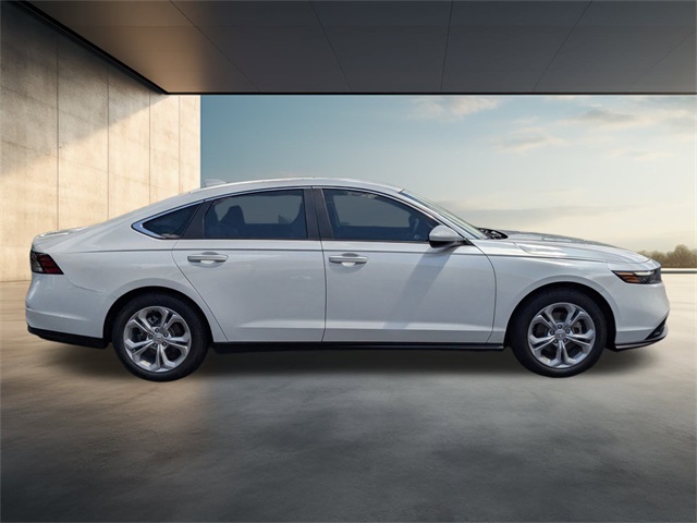 2025 Honda Accord LX photo 3