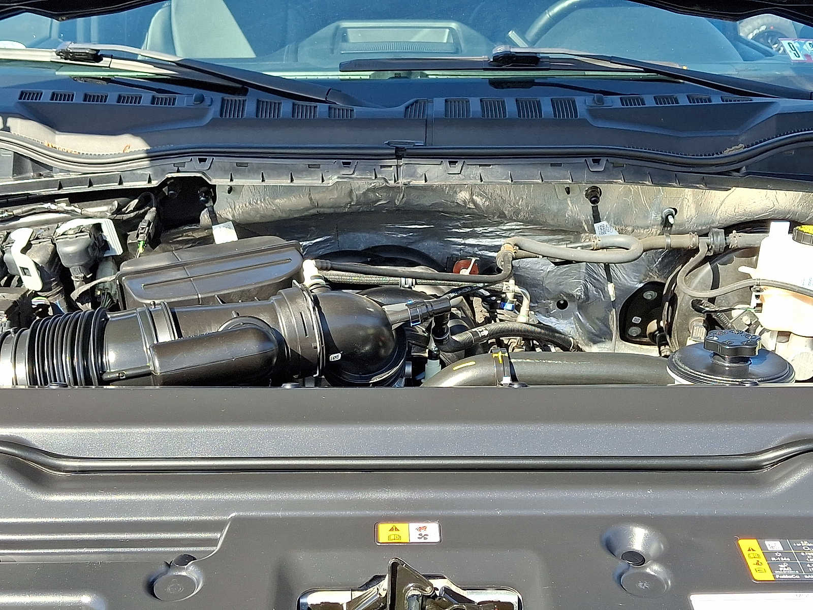 2022 Ford F-250 Lariat photo 27