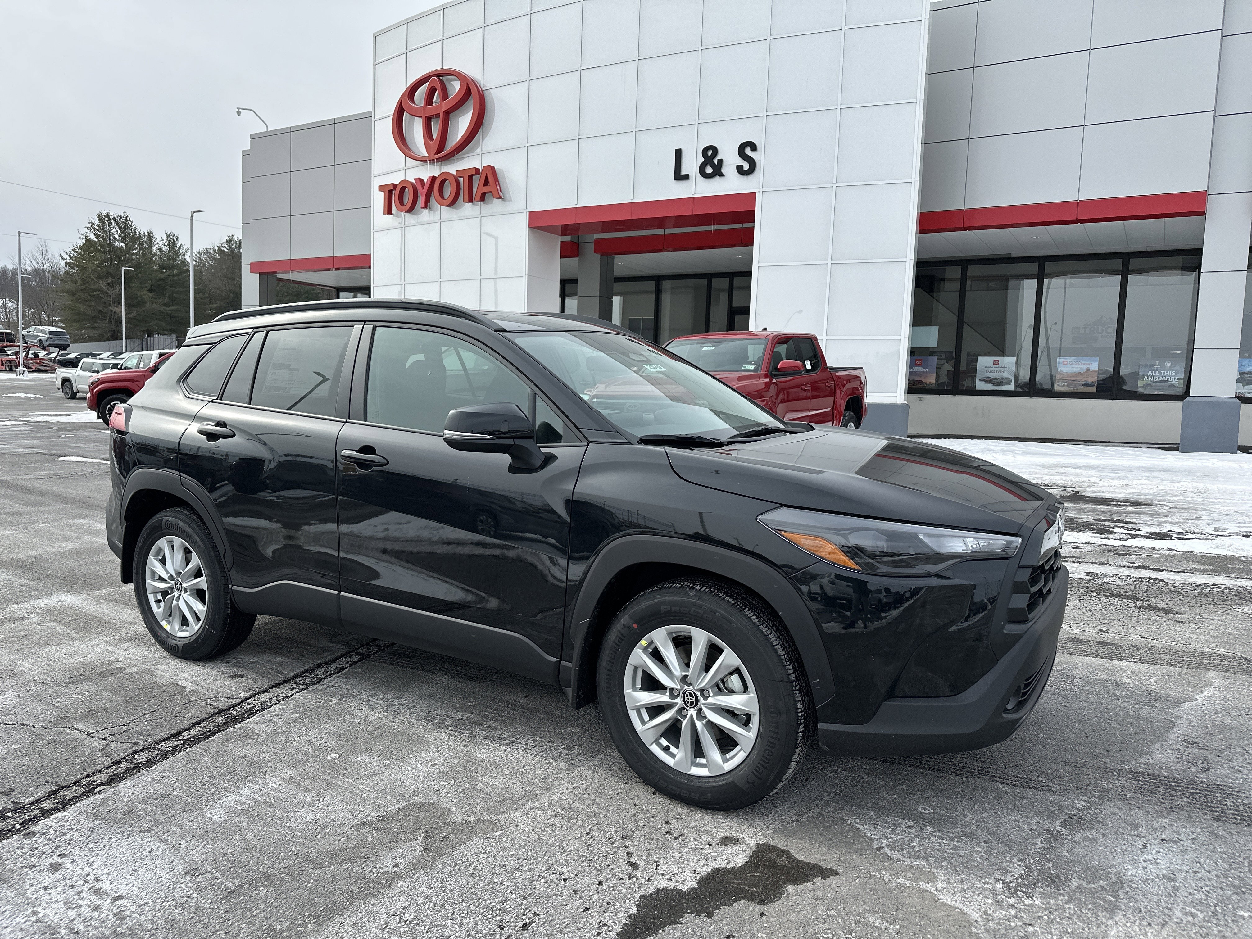 2026 Toyota Corolla Cross LE