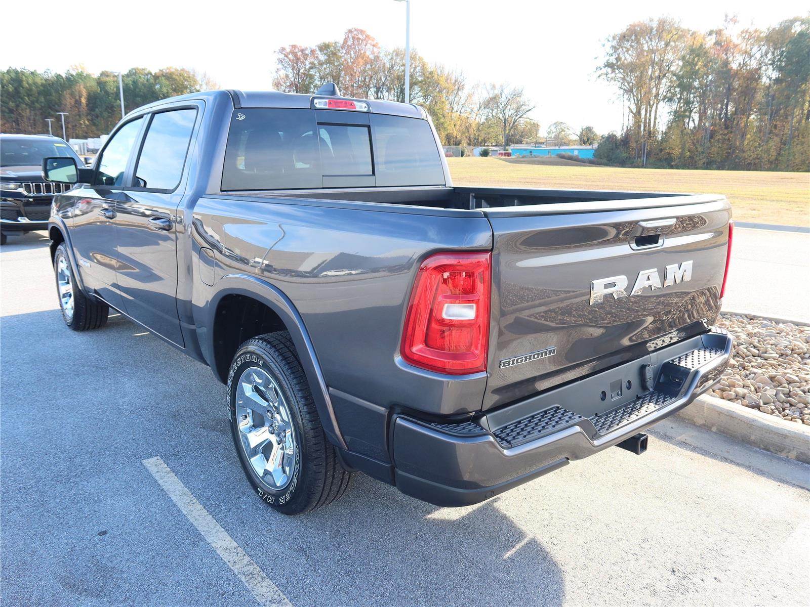 2025 Ram 1500 Big Horn photo 3