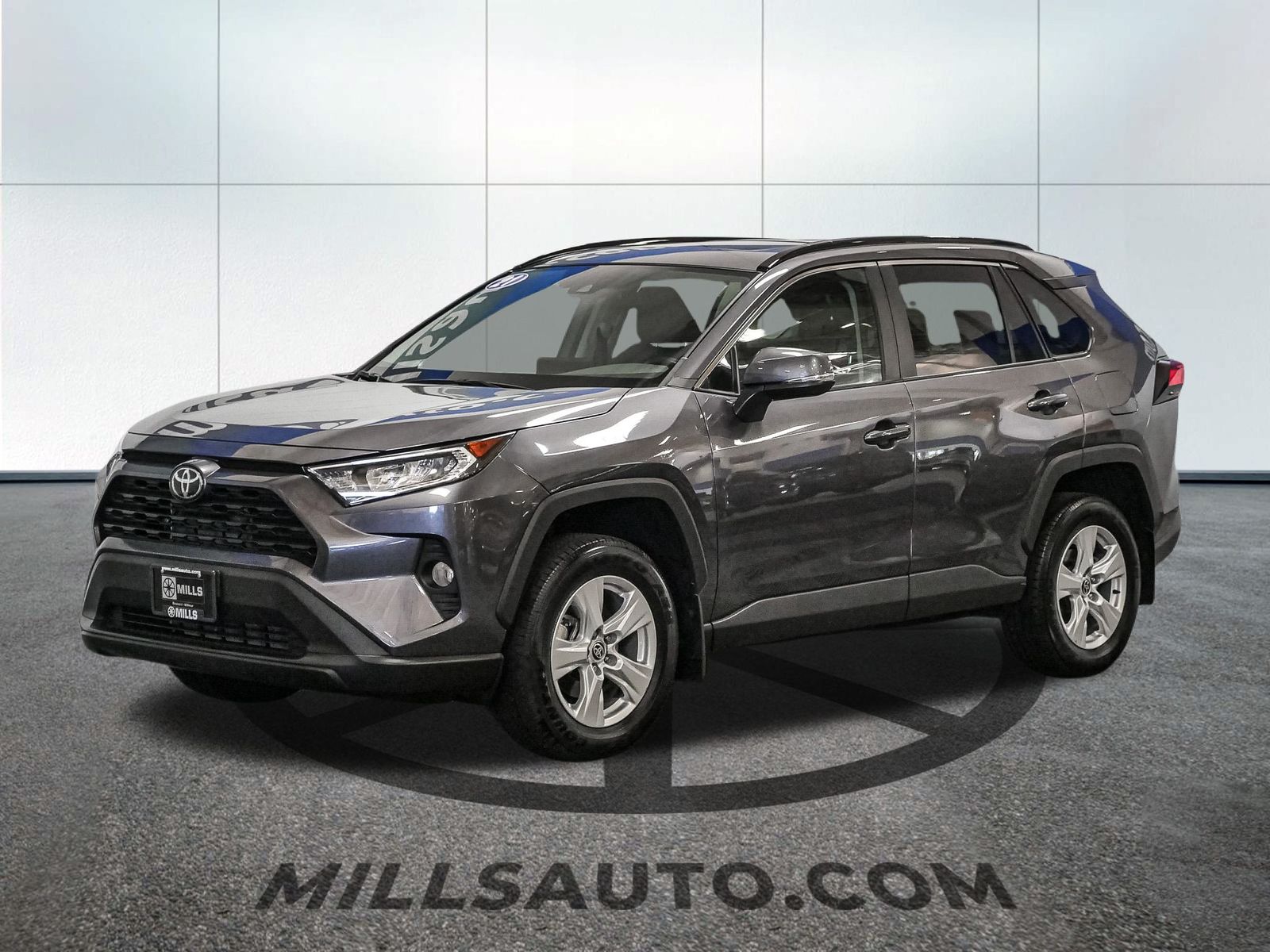 Used 2021 Toyota RAV4 XLE with VIN 2T3P1RFV8MC246008 for sale in Willmar, Minnesota